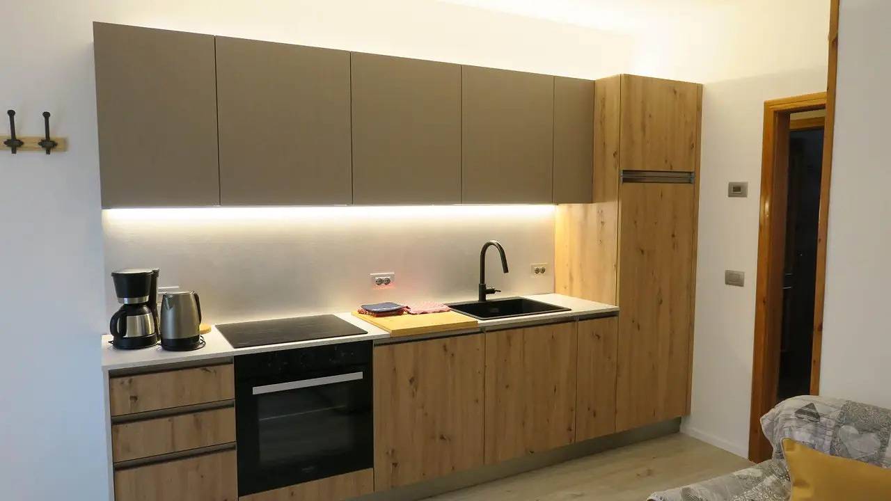 Geheel vakantieappartement, Vakantieappartement voor 4 personen met tuin in Pur, Ledro