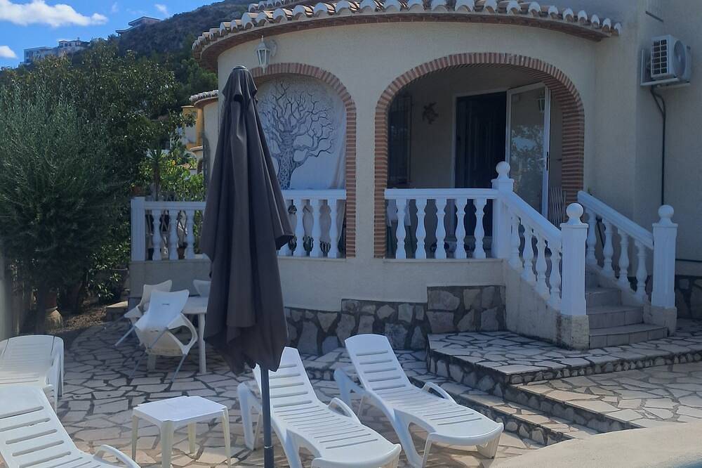 Charmantes Haus in einer ruhigen Ecke in Pedreguer, Costa Blanca