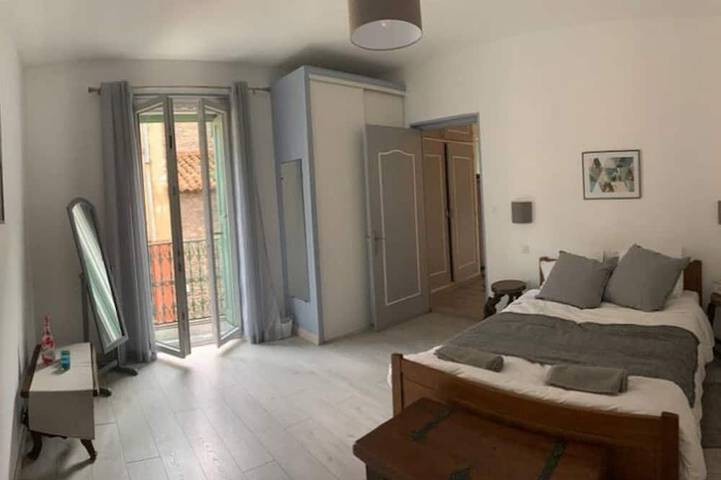 Location de vacances pour 13 personnes, avec terrasse, animaux acceptés à Arles-sur-Tech - 4