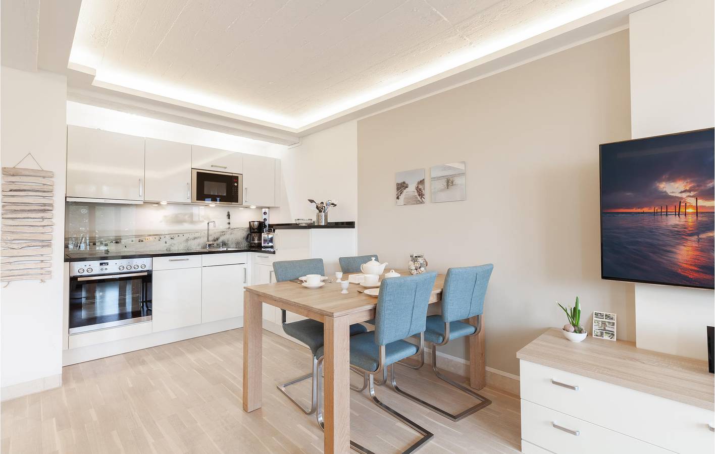 Ganze Ferienwohnung, Gemütliche Wohnung mit Terrasse, 500m zum Strand von Binz in Prora, Bergen auf Rügen und Umgebung