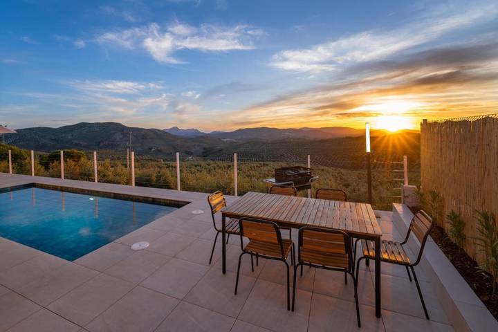 Casa rural para 14 personas, con Balcón y Terraza además de Jardín y Piscina en Alcalá la Real - 4