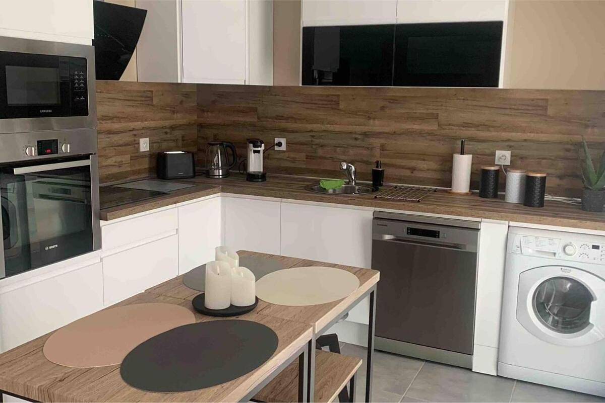 Appartement entier, Maison, Parking privé, Climatisation ! in Décines-Charpieu, Lyon et ses environs