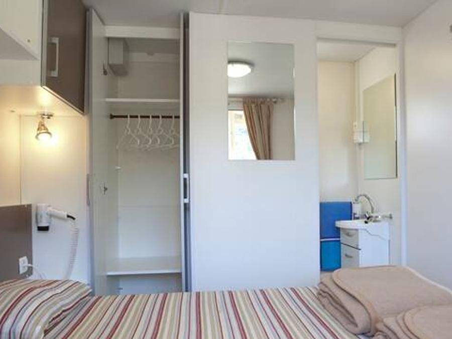 Camping Bella Austria - Mobilheim 6 personen - Classic | 2 Zi. | 4/6 Pers. | Hochterrasse | Klim. in Rottenmanner und Wölzer Tauern, St. Peter am Kammersberg