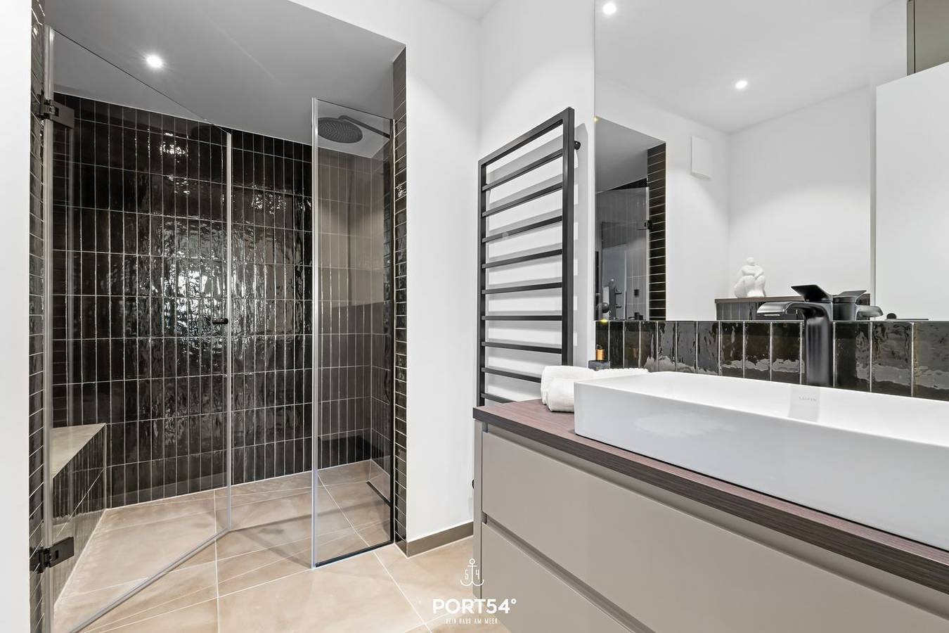 Ganze Wohnung, East Village Suite- Luxuswohnung mit Ethanol Kamin und Infrarotdusche in List (Sylt), Sylt