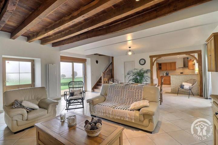 Location de vacances pour 6 personnes, avec terrasse ainsi que jardin et vue à La Fontenelle - 2