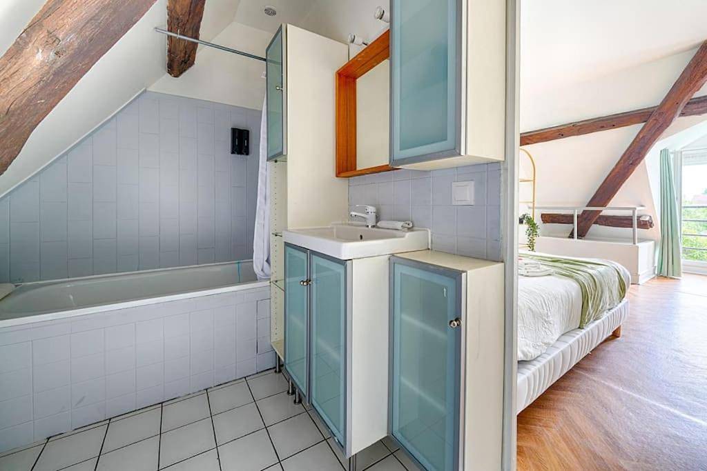Appartement entier, Welcome to Chic Duplex in Wissous, Essonne