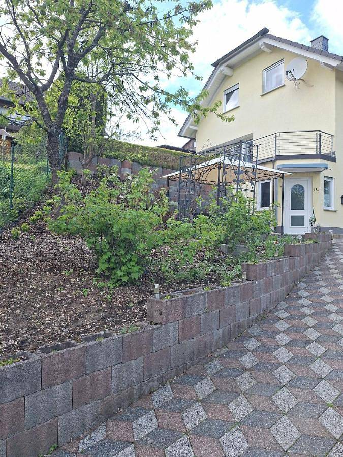 Ferienwohnung für 4 Personen, mit Terrasse und Garten