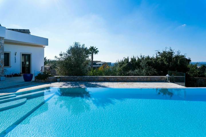 Location de vacances pour 8 personnes, avec piscine à Casarano - 3