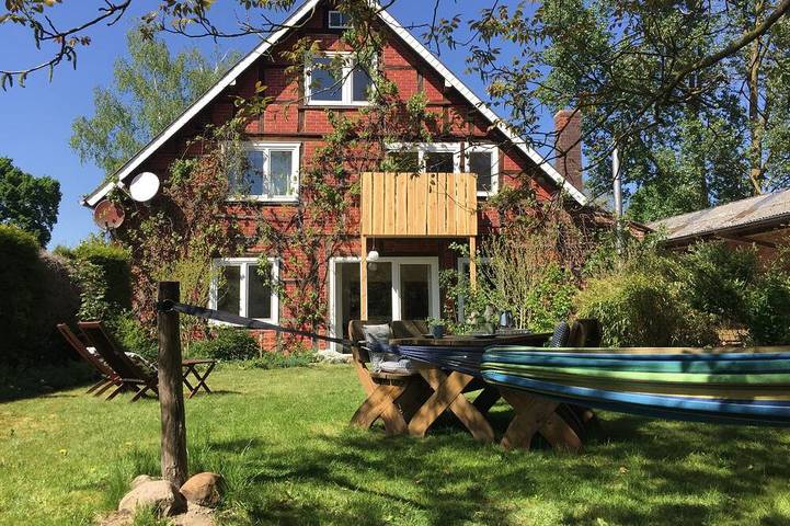 Ferienwohnung für 4 Personen, mit Terrasse und Garten - 1