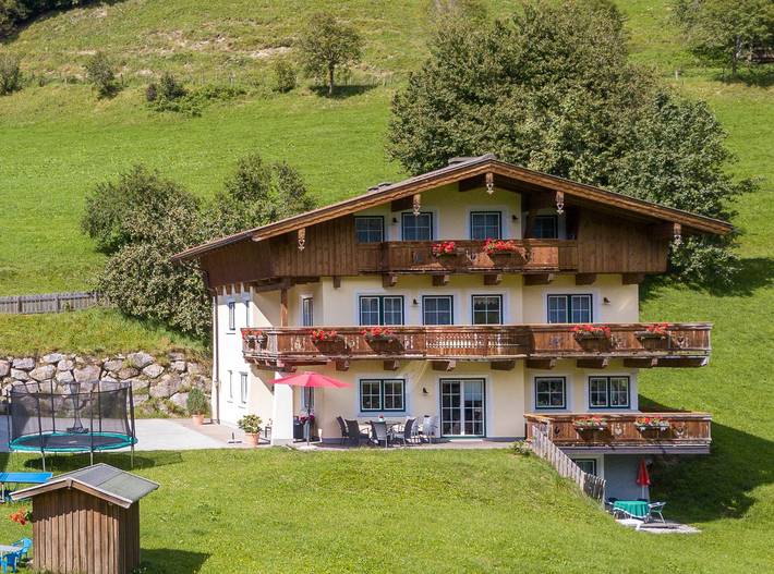 Ganze Ferienwohnung, App. Sternenhimmel, 2. Stock Nr. 3 in Goldegg, Ski Amadé