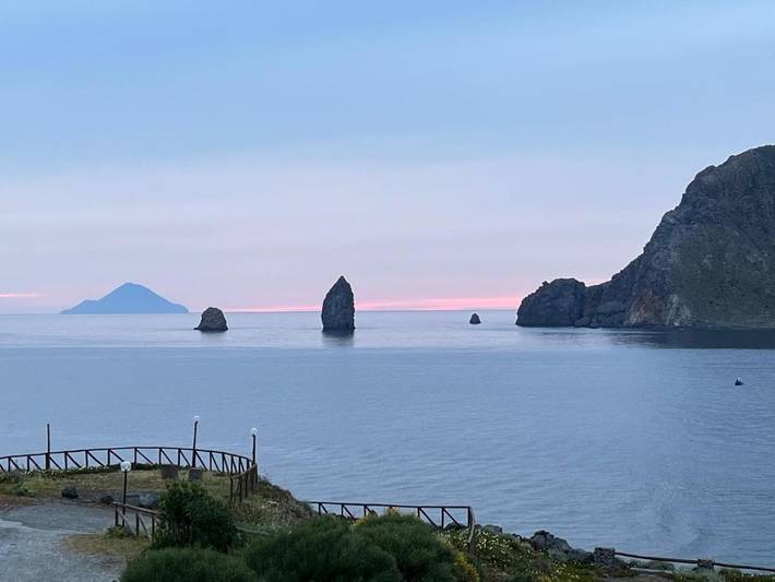 Villa per 4 persone, con piscina e panorama nonché terrazza, con animali domestici in Vulcano