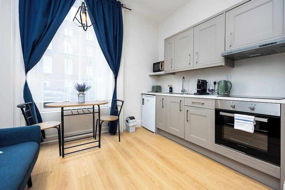 Geheel appartement, Modern Studio Apt-23Min Walk To Dublin Castle in Dublin, County Dublin