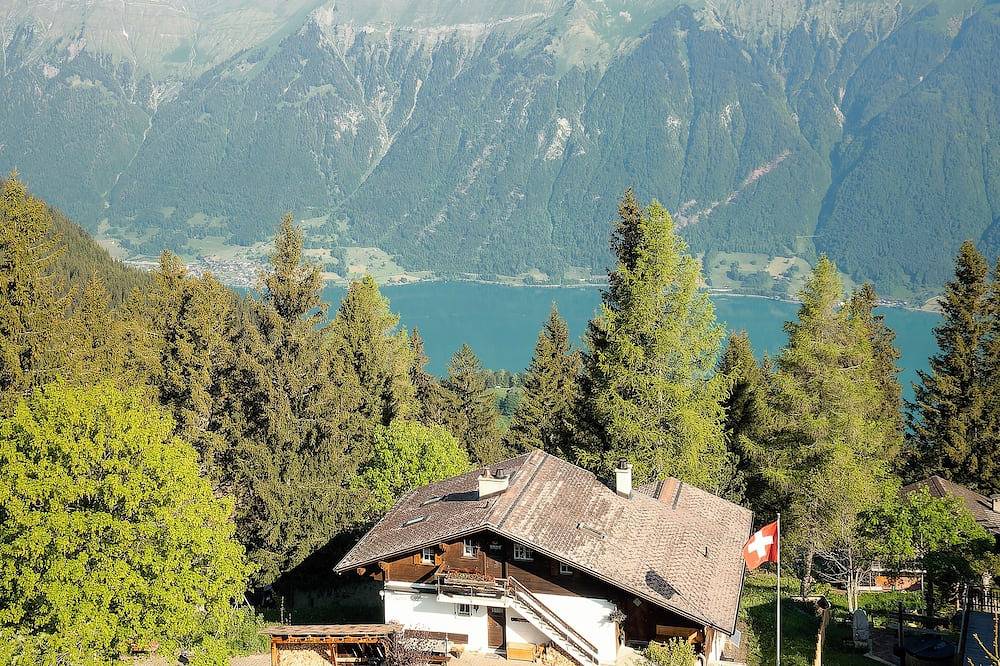 Ganze Wohnung, “Chutzestübli”auf Axalp bei Brienz - Heimelige Ferienwohnung mit Balkon in Axalp, Brienz