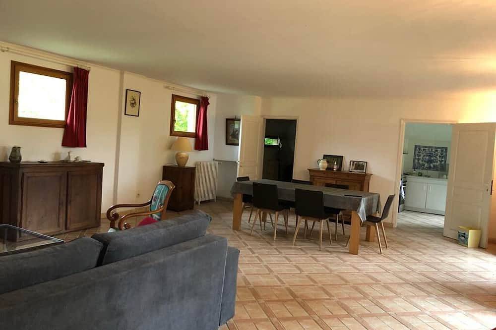 Gite \"le Clos aux Cerises\" - Manoir de Beaumont in Eu, Dieppe region
