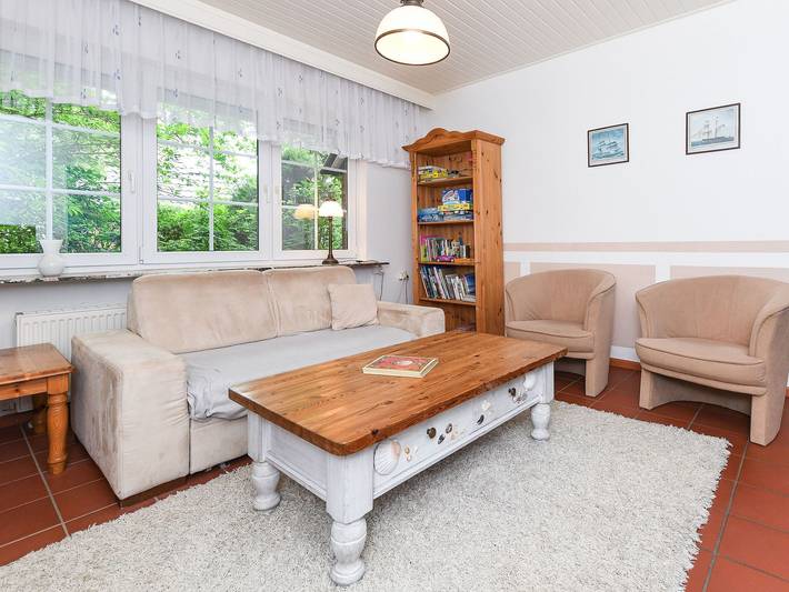 Ferienhaus für 7 Personen, mit Sauna und Garten sowie Terrasse, kinderfreundlich in Wittmund - 4