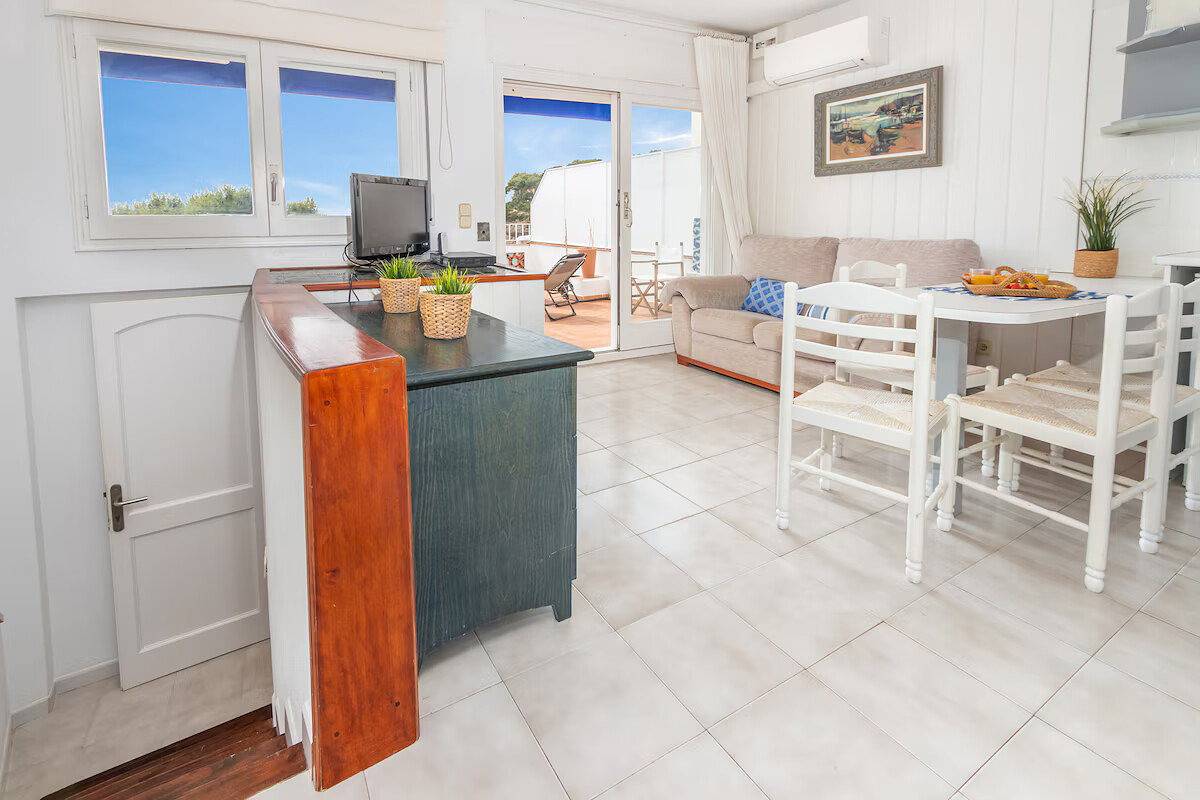 Ganze Wohnung, Ático en Tamariu: Gan terraza  y Vistas al Mar. in Platja de Tamariu (Palafrugell), Tamariu