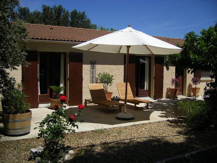 Gîte pour 4 personnes, avec piscine, animaux acceptés à Mazan