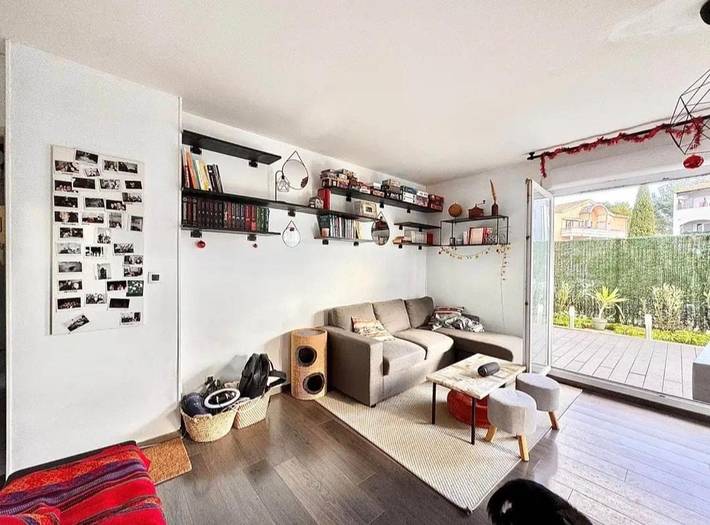 Apartamento de vacaciones para 6 personas, con piscina y jardín además de vistas y terraza - 1