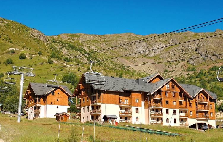 Chalet pour 6 personnes, avec sauna et balcon à Saint-Sorlin-d'Arves - 2