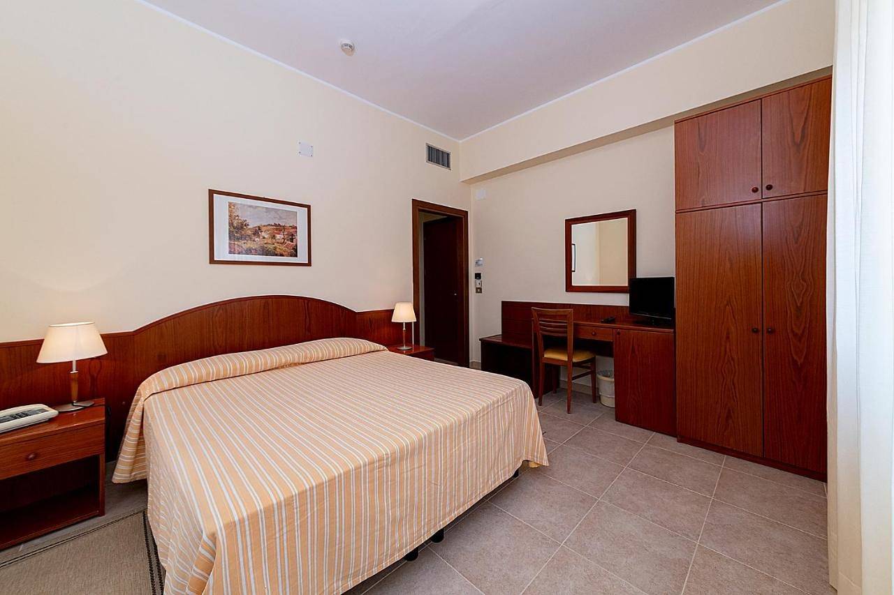 Il Nocchiero City Hotel in Soverato, Province de Catanzaro