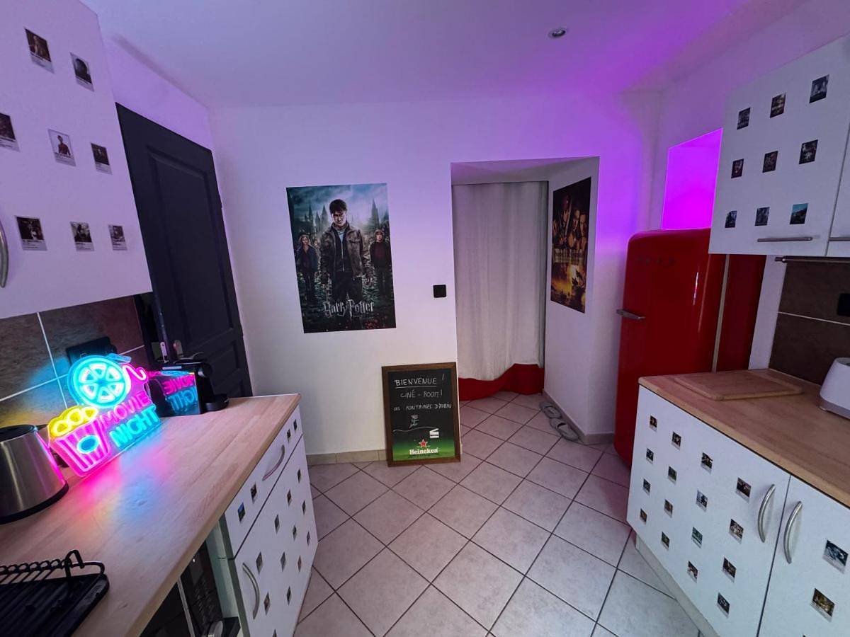 Appartement entier, Cinéma Room - La Valette - Toulon - Hyères in La Valette-du-Var, Côte méditerranéenne (France)