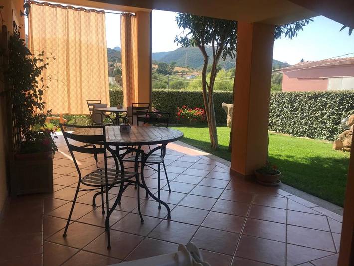 Maison d’hôte pour 3 personnes, avec jardin à San Teodoro