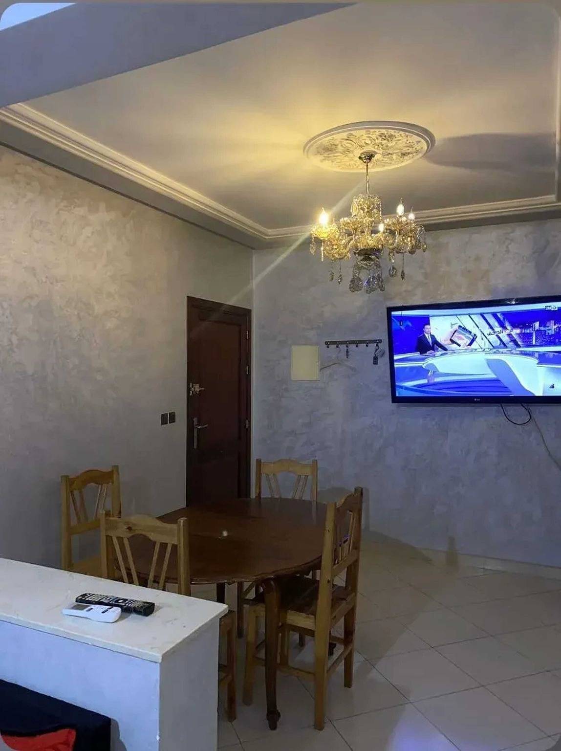 Ganze Wohnung, Einladendes Apartment in Tanger von 105 m² in Tanger, Region Tanger-Tétouan