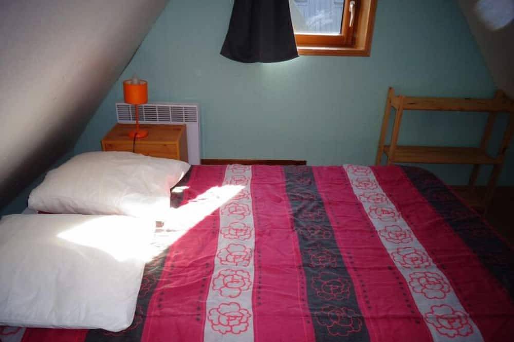 Lion d'or -Chalet sleeps 10 Vercors ski resort in Bouvante, Parc naturel régional du Vercors