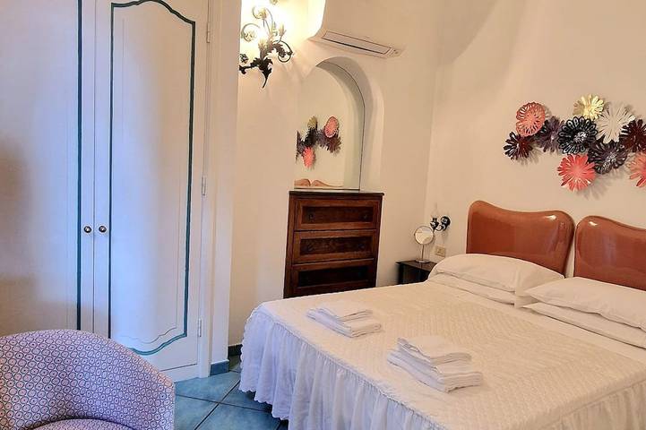 A small pearl in the heart of the Amalfi Coast. in Vettica Maggiore, Praiano