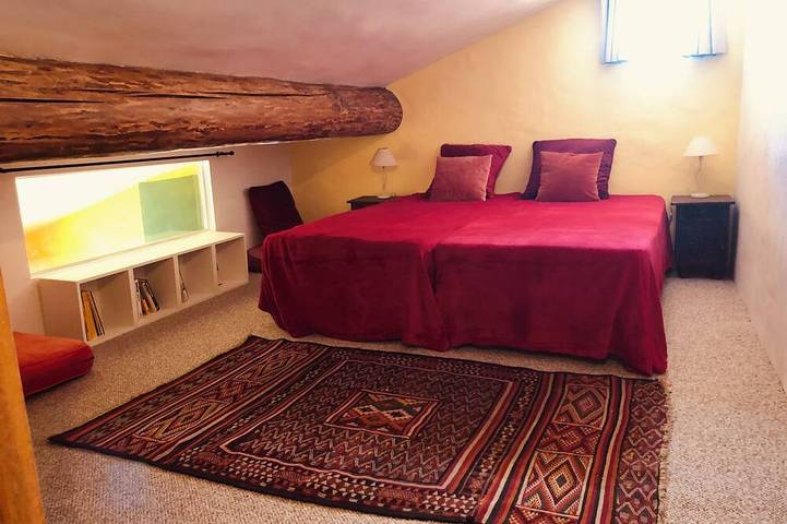 Gîte pour 8 personnes, avec terrasse et jardin, animaux acceptés à La Bruguière - 3