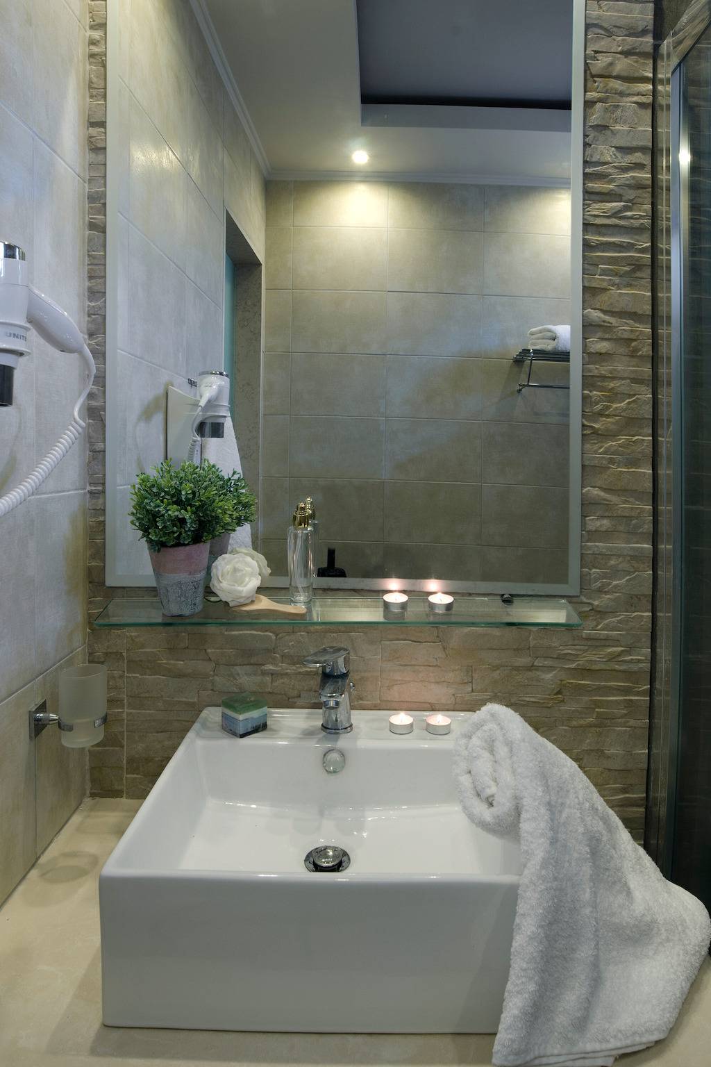 Appartement dans l'Hôtel 'Studio No 205' avec Balcon, Wi-Fi et Climatisation in Chaniotis, Cassandra