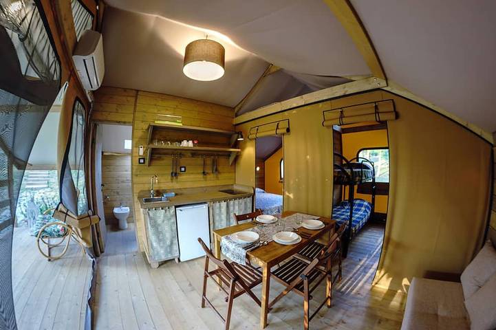 Camping für 5 Personen, mit Pool in Marche - 3