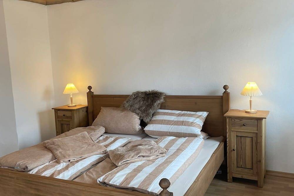 Rustic holiday home for 12 people in Ochsenkopf, Warmensteinach