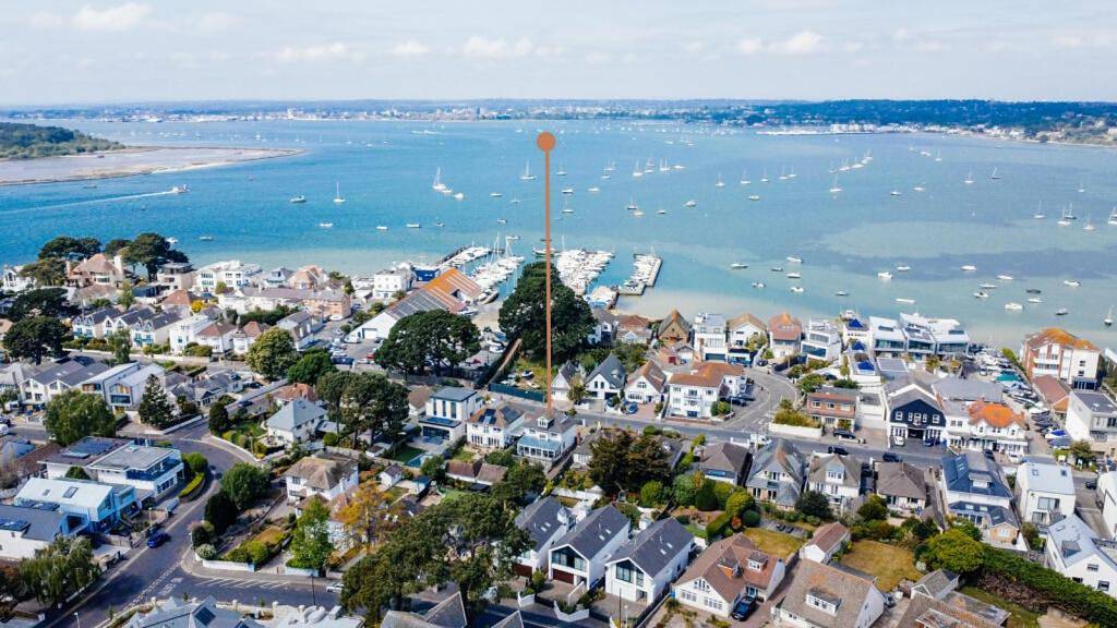 Four-Bedroom House in Sandbanks, Poole