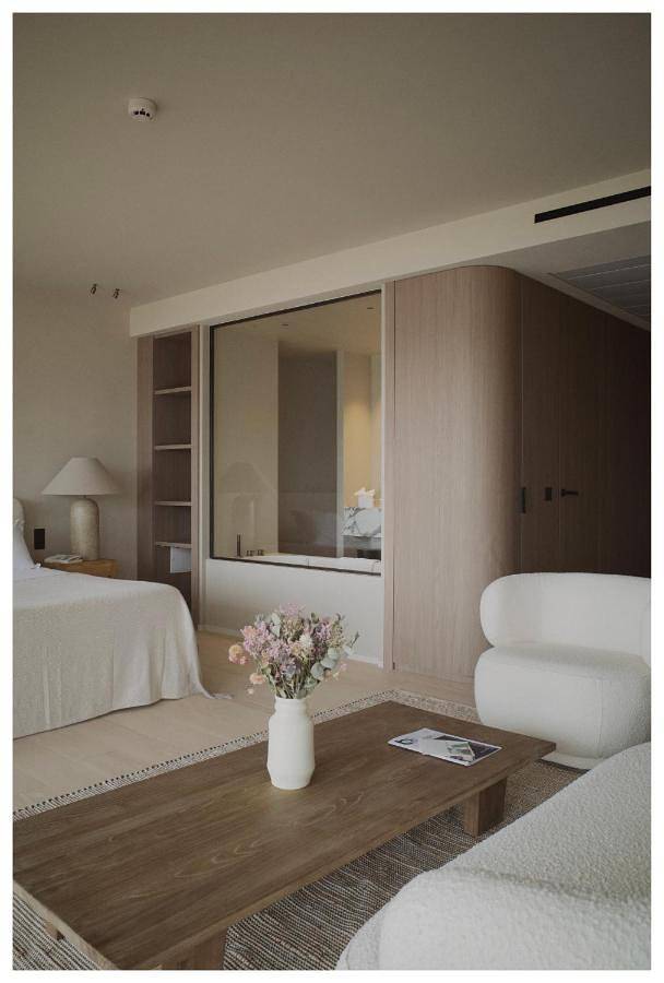 Hôtel pour 4 personnes, avec piscine ainsi que jardin et vue, animaux acceptés