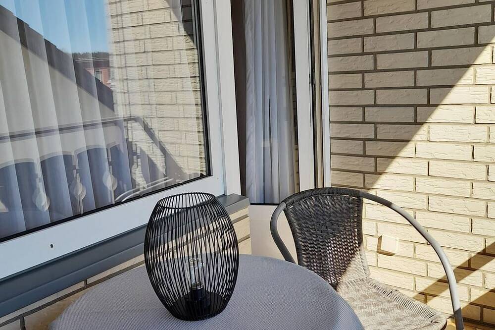Appartement entier, Double room, bathroom, toilet, balcony - Iburgblick Vacation Rental in Bad Driburg, Arrondissement de Höxter