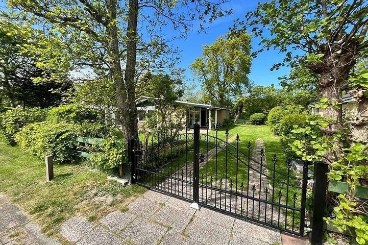 Ferienhaus für 4 Personen, mit Terrasse und Garten in Nordholland