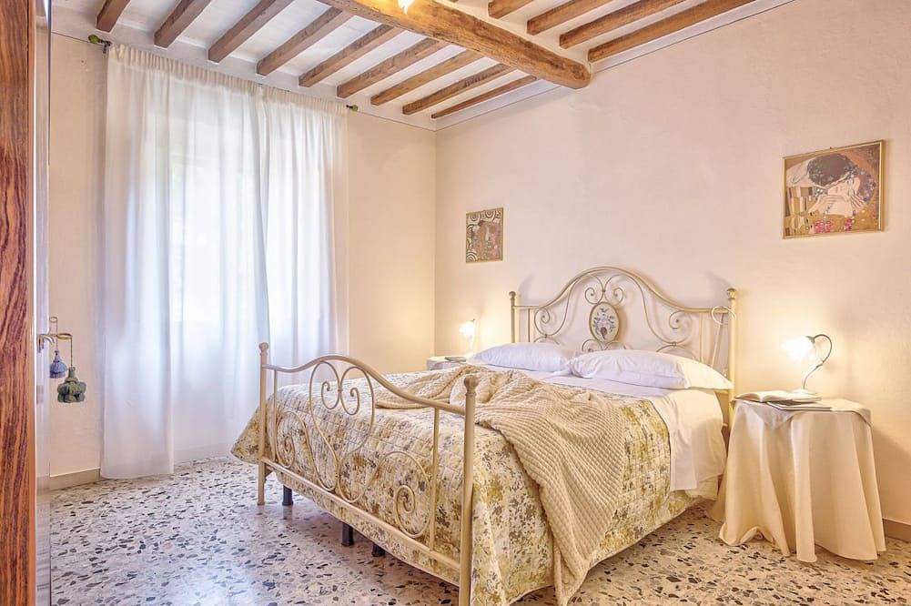 Casa Bacco - private house with a remarkable garden in the centre of Cortona in Cortona, Provincia de Arezzo