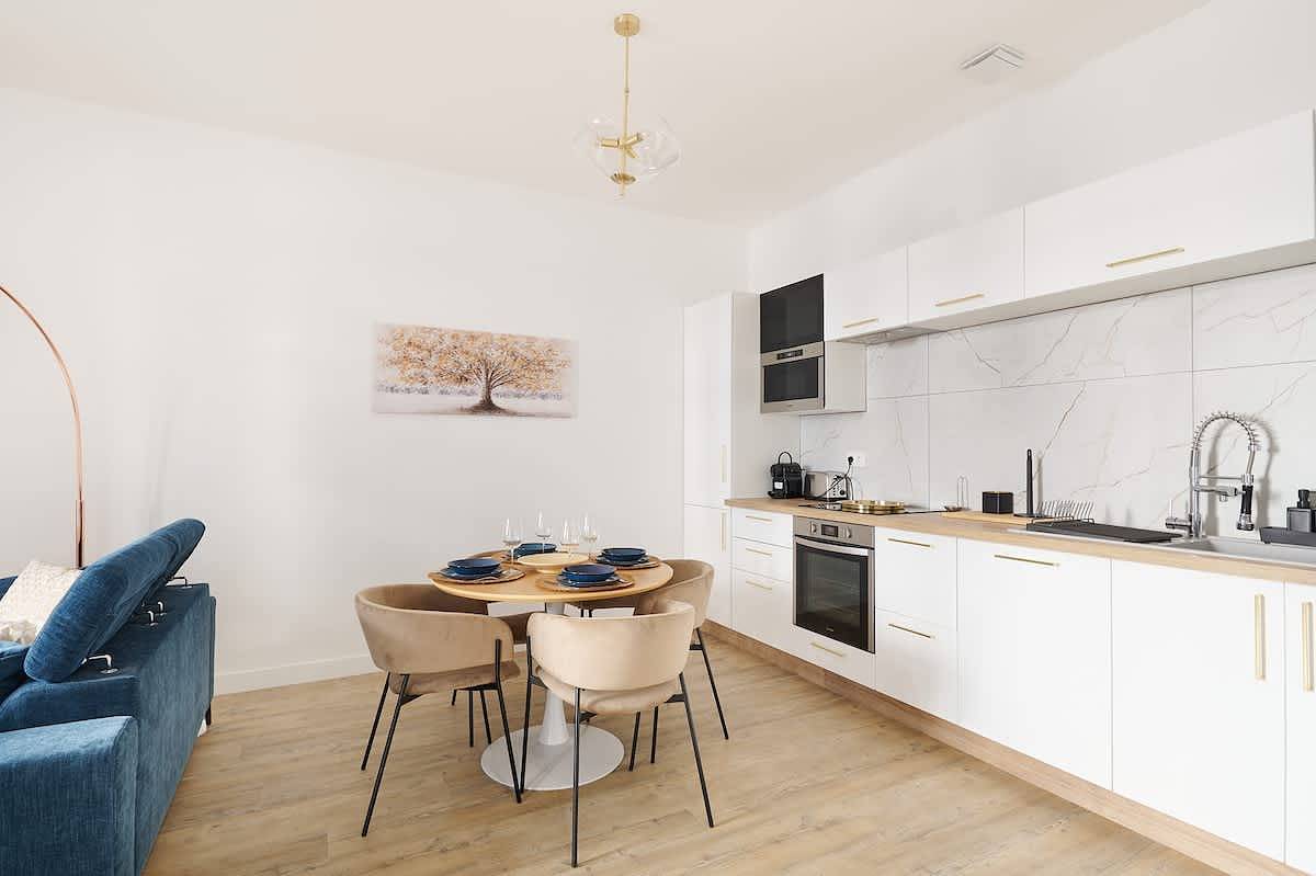 Apartamento entero, Luxury Stay next to Les Halles, balcony, aircon in Béziers, Côte d'Améthyste