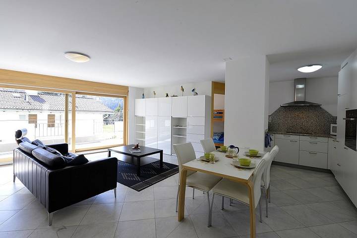 Ganze Ferienwohnung, Ferienwohnung Sotrachögna Eg - 4 Personen / 3.5 Zimmer / 2 Schlafräume in Scuol, Unterengadin