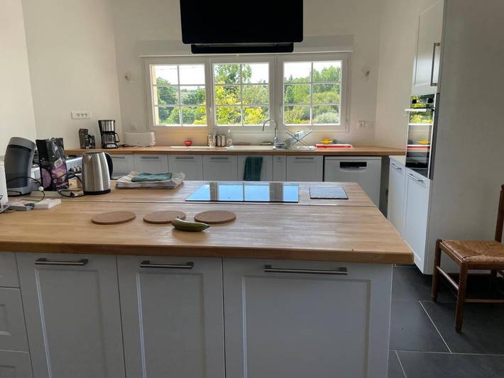 Location de vacances pour 15 personnes, avec terrasse et jardin à Mansigné - 2