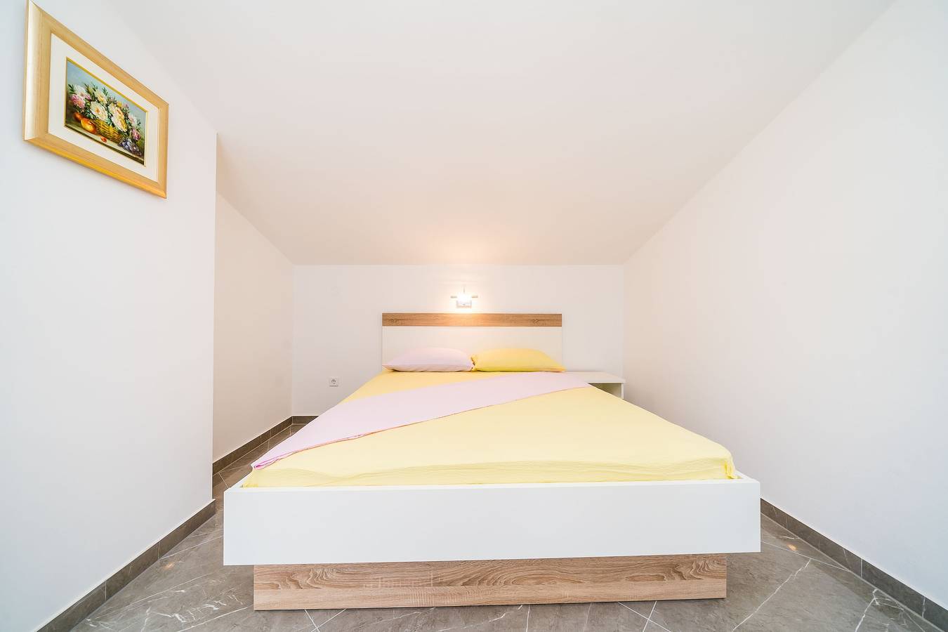 Apartments & Rooms Barišić - Double Room with Balcony and Garden View in Kupari, Dubrovnik-Neretva