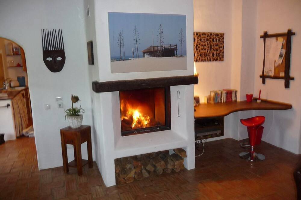 The Figos - sleeps up to 9 in Bordeira, Faro Distrikt