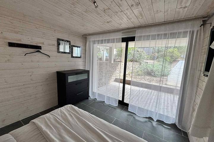 Location de vacances pour 10 personnes, avec jardin dans Office De Tourisme De La Tranche Sur Mer - 3