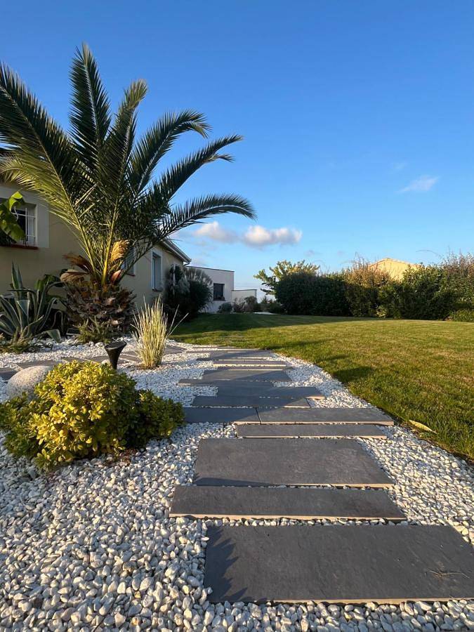 Gîte pour 2 personnes, avec jardin ainsi que piscine et vue à Merville - 4