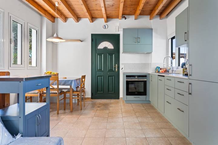 Villa für 7 Personen, mit Terrasse und Whirlpool, mit Haustier auf Lefkada - 4