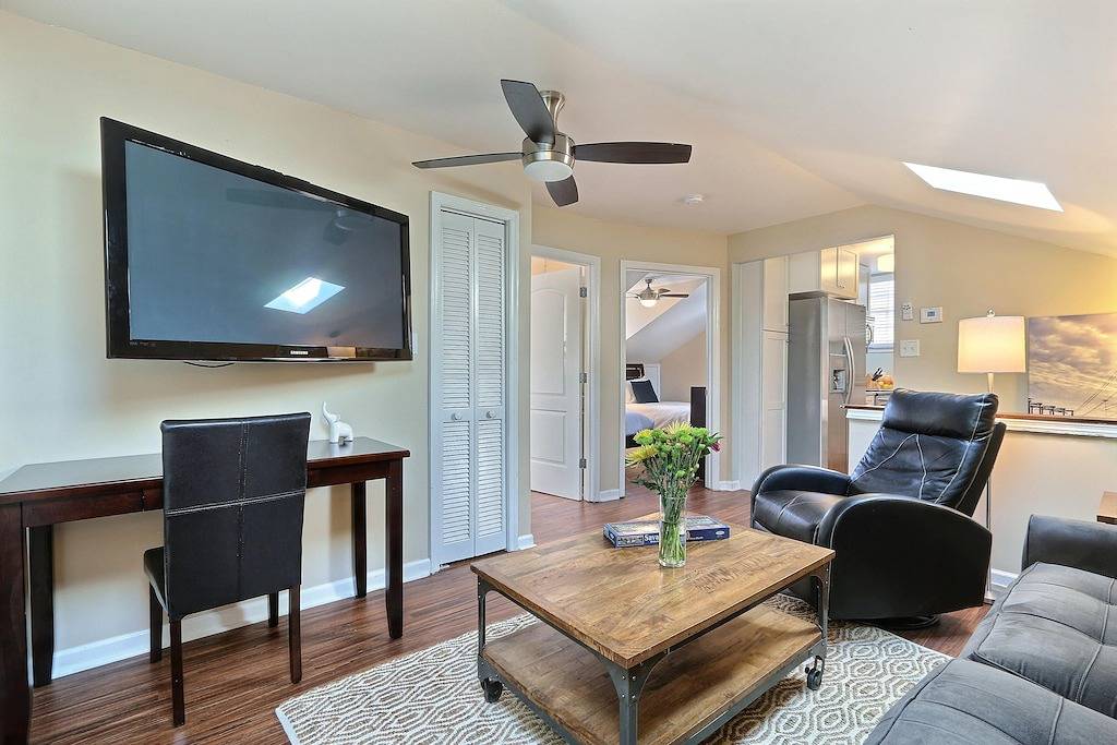 Ganze Wohnung, Charmantes Apartment auf Abercorn in Savannah, Chatham County