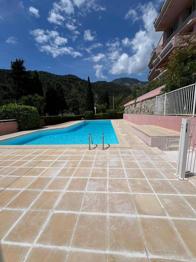 Gîte pour 4 personnes, avec piscine et terrasse à Gorbio