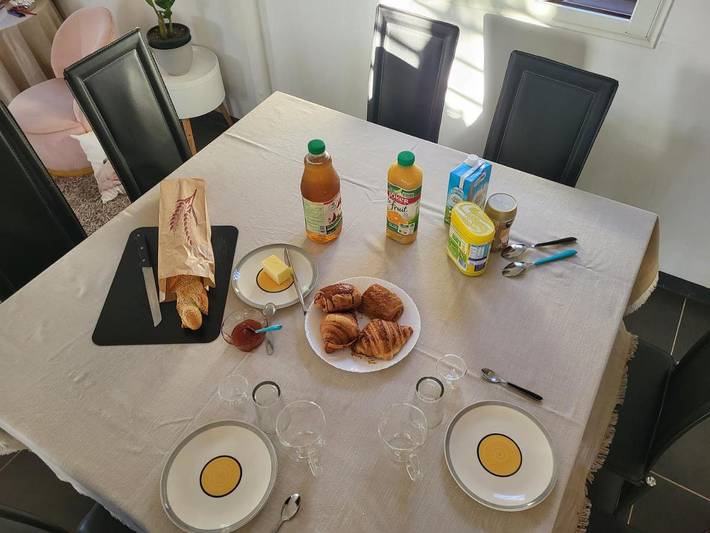 Gîte pour 2 personnes, avec terrasse ainsi que vue et jardin dans La Bretagne - 2