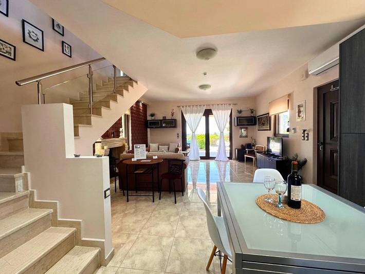 Location de vacances pour 6 personnes, avec Balcon et Terrasse ainsi que Jardin et Vue dans Keratokambos - 3